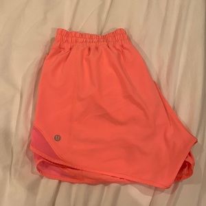 Lululemon Hotty Hot Short 4”